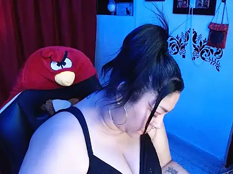 YIYI84 online show from 11-04-25, 09:29