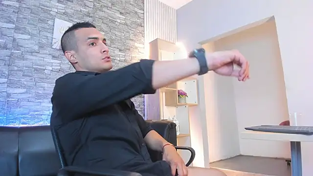 blaze phoenix online show from 11-03-25, 11:47