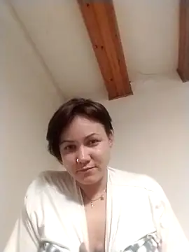 niunia2025 online show from 11-13-25, 09:40