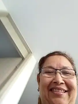 Snapshot of Cessi50 chatting on 03-01-26, 05:02 Cessi50 online show from 03-01-26, 05:02