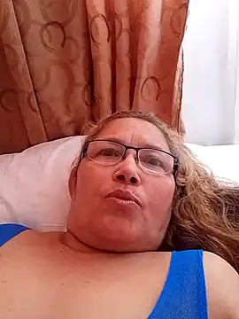 Snapshot of Cessi50 chatting on 12-04-25, 06:29 Cessi50 online show from 12-04-25, 06:29