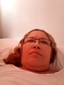 Snapshot of Cessi50 chatting on 12-19-25, 12:07 Cessi50 online show from 12-19-25, 12:07