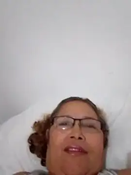 Snapshot of Cessi50 chatting on 01-07-26, 11:54 Cessi50 online show from 01-07-26, 11:54