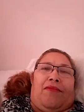 Snapshot of Cessi50 chatting on 12-15-25, 08:58 Cessi50 online show from 12-15-25, 08:58