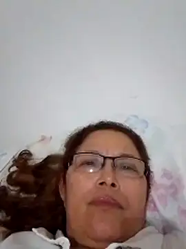 Snapshot of Cessi50 chatting on 02-11-26, 03:06 Cessi50 online show from 02-11-26, 03:06