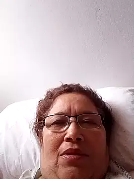 Snapshot of Cessi50 chatting on 02-24-26, 12:39 Cessi50 online show from 02-24-26, 12:39