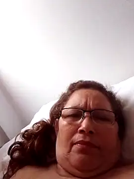 Snapshot of Cessi50 chatting on 02-15-26, 12:59 Cessi50 online show from 02-15-26, 12:59