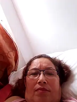 Snapshot of Cessi50 chatting on 02-25-26, 05:35 Cessi50 online show from 02-25-26, 05:35