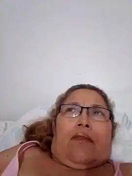 Snapshot of Cessi50 chatting on 01-15-26, 01:31 Cessi50 online show from 01-15-26, 01:31