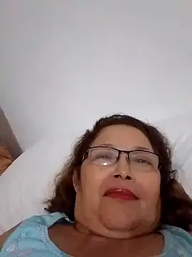 Snapshot of Cessi50 chatting on 02-16-26, 01:48 Cessi50 online show from 02-16-26, 01:48