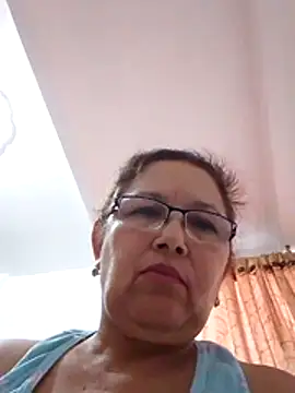 Snapshot of Cessi50 chatting on 02-14-26, 12:05 Cessi50 online show from 02-14-26, 12:05