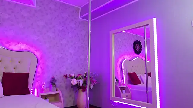 GracieCute online show from 04-05-26, 03:13