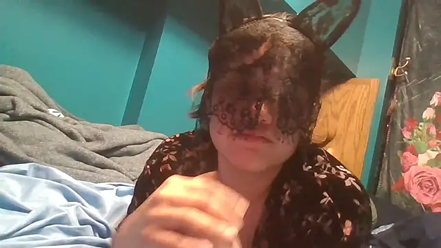 Snapshot of Buttercup2001 chatting on 11-01-25, 03:46 Buttercup2001 online show from 11-01-25, 03:46