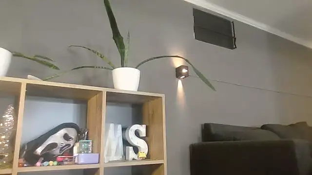 mickystrumia23 online show from 11-10-25, 04:45