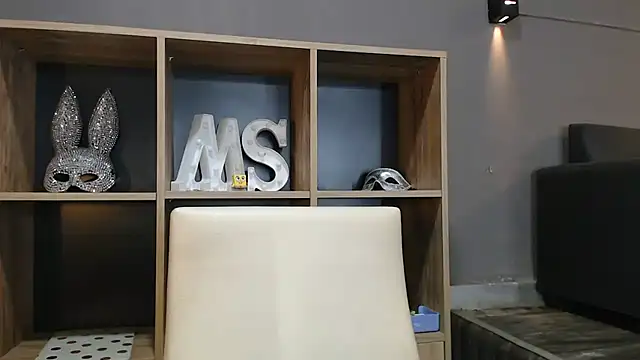 mickystrumia23 online show from 07-08-26, 07:14