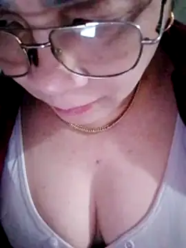 small-house123 online show from 02-09-26, 01:20