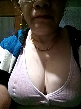 small-house123 online show from 02-18-26, 10:17