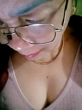 small-house123 online show from 02-13-26, 02:11