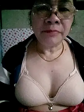 small-house123 online show from 02-24-26, 11:33