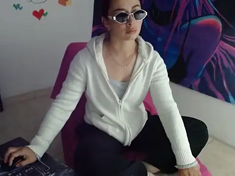 NathyMilf  online show from 11-07-25, 09:36