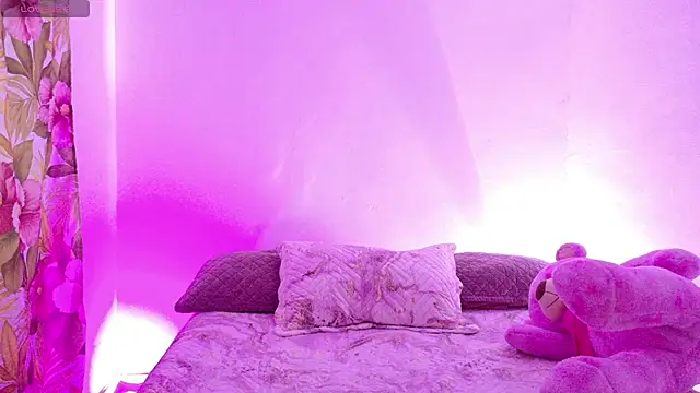 AneeRose  online show from 11-15-25, 12:20