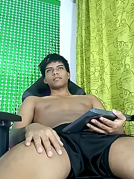 Snapshot of BM_solmiko chatting on 11-04-25, 11:30 BM solmiko online show from 11-04-25, 11:30