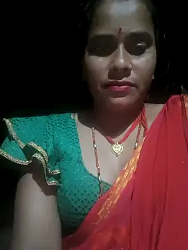 Snapshot of Hot_bhomi1 chatting on 11-01-25, 03:39 Hot bhomi1 online show from 11-01-25, 03:39