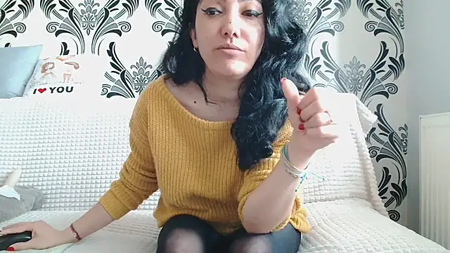 CharmingPearl online show from 03-30-26, 06:59