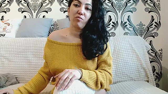 CharmingPearl online show from 03-26-26, 07:28