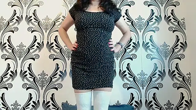 CharmingPearl online show from 02-07-26, 08:11