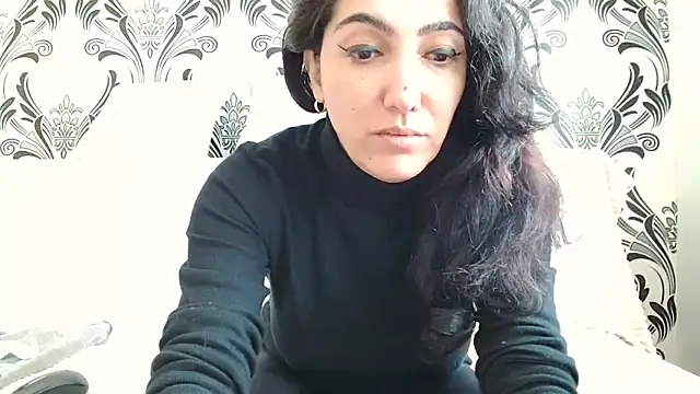 CharmingPearl online show from 03-04-26, 08:44