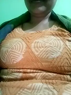 Snapshot of Tina_250 chatting on 01-05-26, 07:39 Tina 250 online show from 01-05-26, 07:39