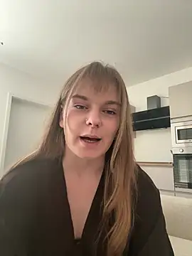 LisaFreierxx online show from 08-08-26, 04:14
