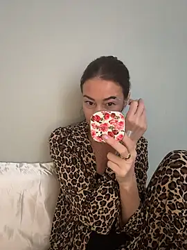 Sindy Energy online show from 02-18-26, 02:02