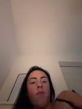 Snapshot of Bethrae25 chatting on 05-18-26, 10:14 Bethrae25 online show from 05-18-26, 10:14