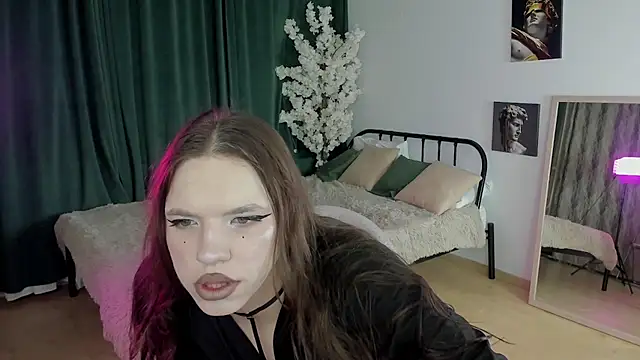 MadisonMongomeri online show from 12-04-25, 02:21