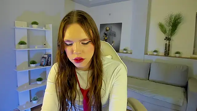 MadisonMongomeri online show from 11-08-25, 08:51