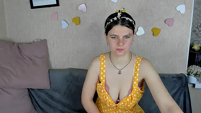Zorianaa online show from 05-07-26, 09:07