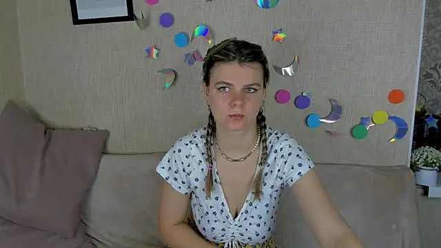 Zorianaa online show from 06-21-26, 08:25