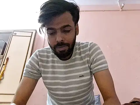 Snapshot of loveart007 chatting on 02-16-26, 12:26 loveart007 online show from 02-16-26, 12:26