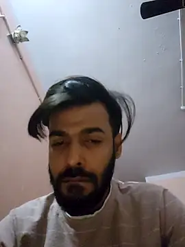 Snapshot of loveart007 chatting on 02-21-26, 07:05 loveart007 online show from 02-21-26, 07:05