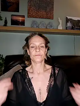 LittleSexyT online show from 11-10-25, 10:37