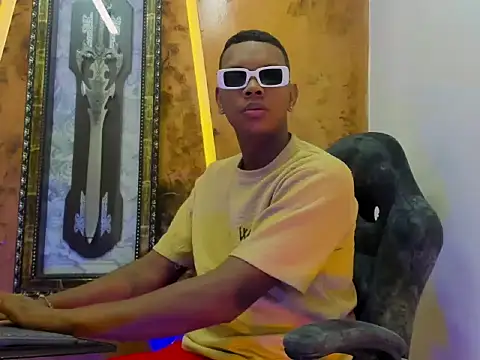 the hot boy0 online show from 11-09-25, 12:20