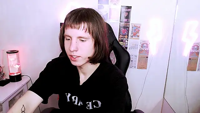 CutieKai  online show from 03-14-26, 09:21