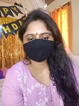 Snapshot of mouni499 chatting on 06-14-26, 07:53 mouni499 online show from 06-14-26, 07:53