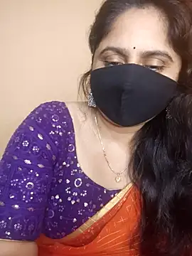 Snapshot of mouni499 chatting on 07-06-26, 08:21 mouni499 online show from 07-06-26, 08:21