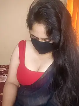 Snapshot of mouni499 chatting on 06-12-26, 10:35 mouni499 online show from 06-12-26, 10:35