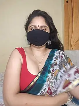 Snapshot of mouni499 chatting on 07-16-26, 02:25 mouni499 online show from 07-16-26, 02:25