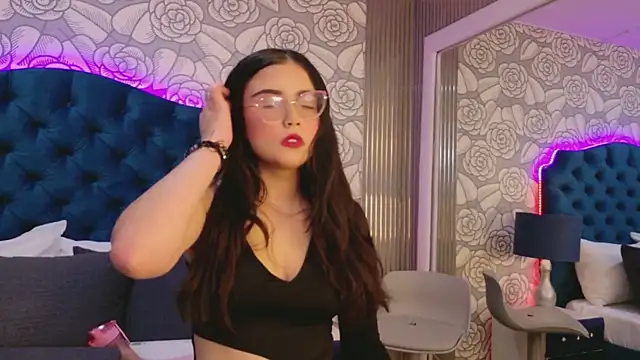 ScarlettPetrova online show from 03-22-26, 11:56