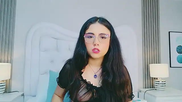 ScarlettPetrova online show from 04-20-26, 11:35